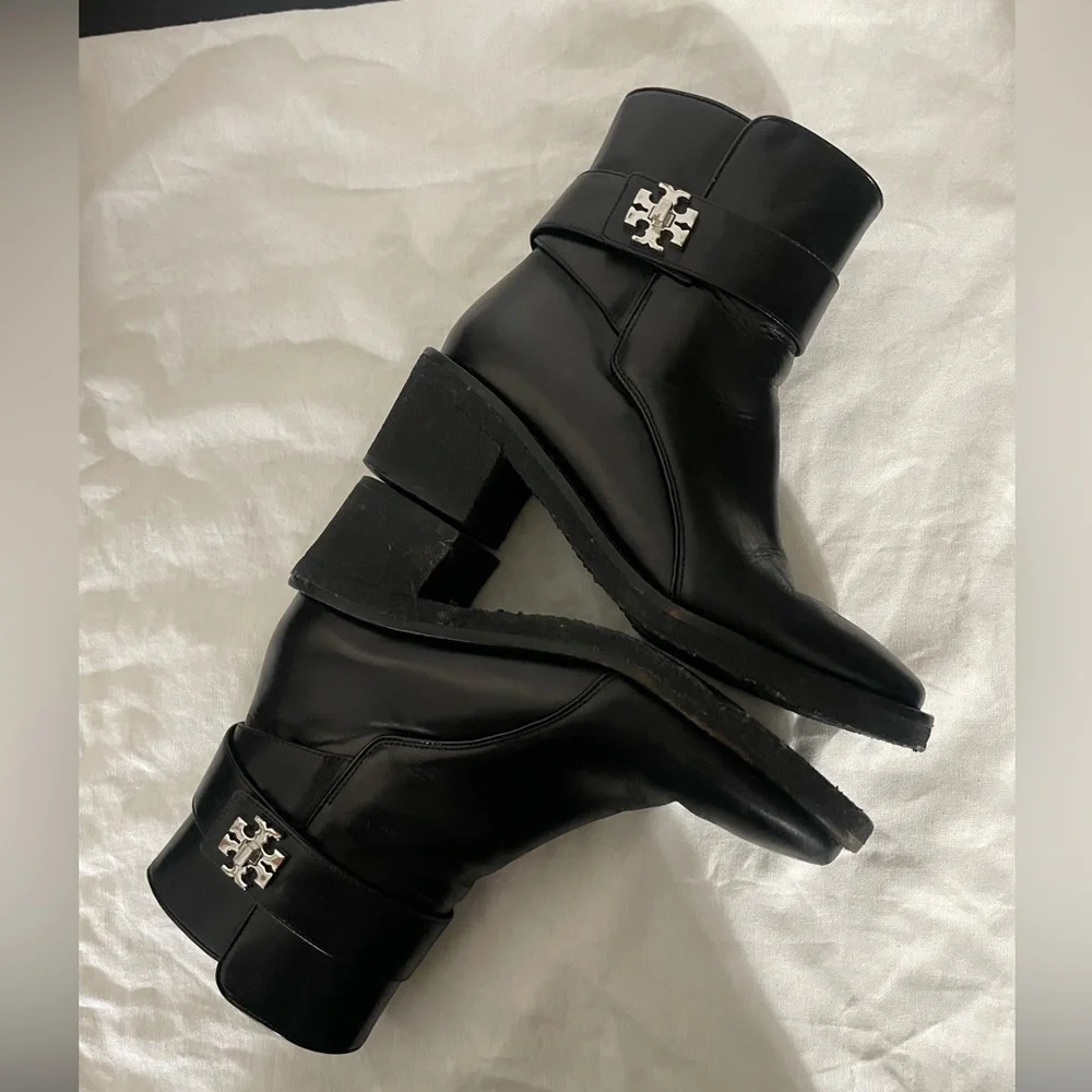 Tory Burch Women Kira Block Heel Booties Black size 6
